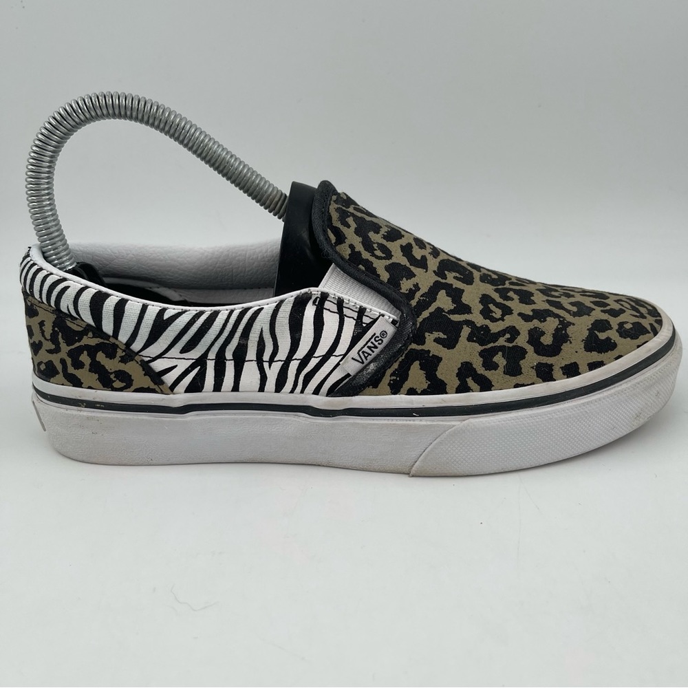👞Vans Animal Mix Leopard Zebra Slip-On Canvas Shoe Sneaker-Size 6 Women’s